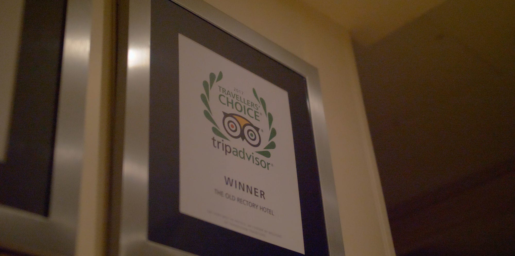 a picture of travellers choice 2017 trip advisor award